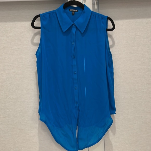 TURQUOISE BLUE BLOUSE! Button down and tie knot front! - Picture 11 of 12